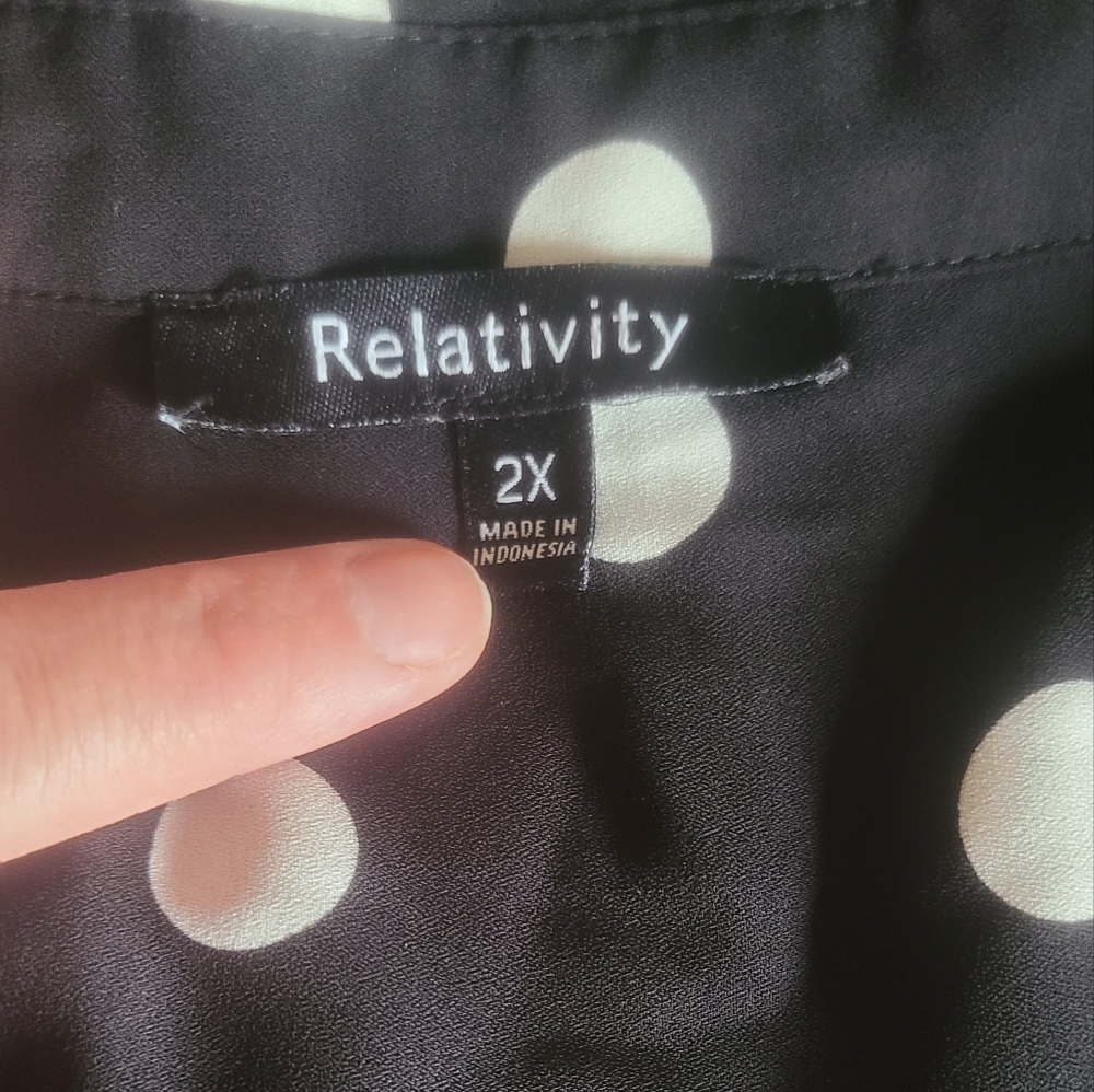 08 Relativity Button Down - Picture 9 of 13
